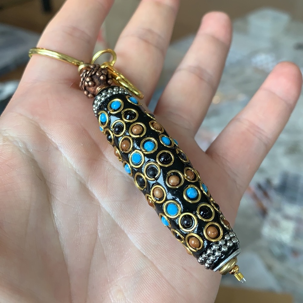 Boho beaded handmade keychain - Picture 4 of 6